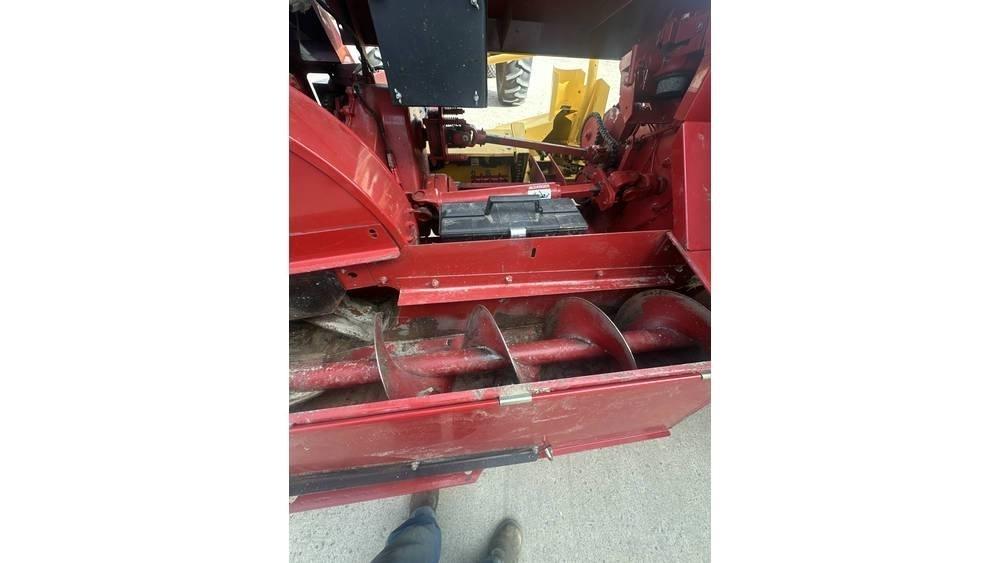 New Holland FP230 Fôrhøstere
