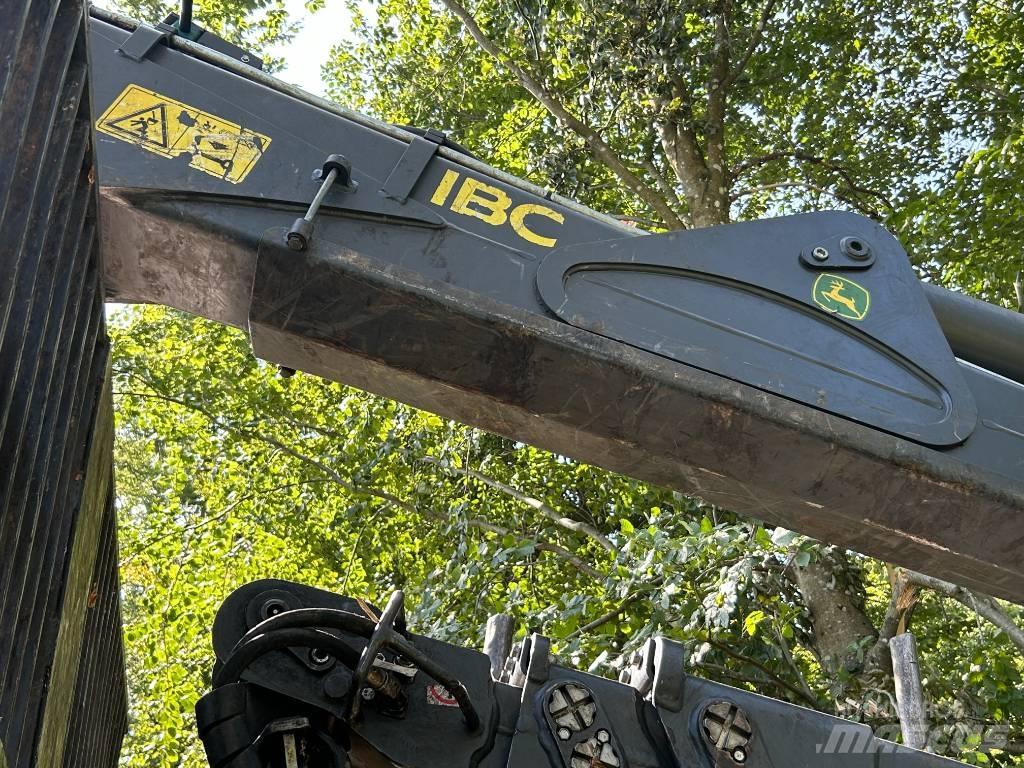 John Deere 1510G Lassbærere