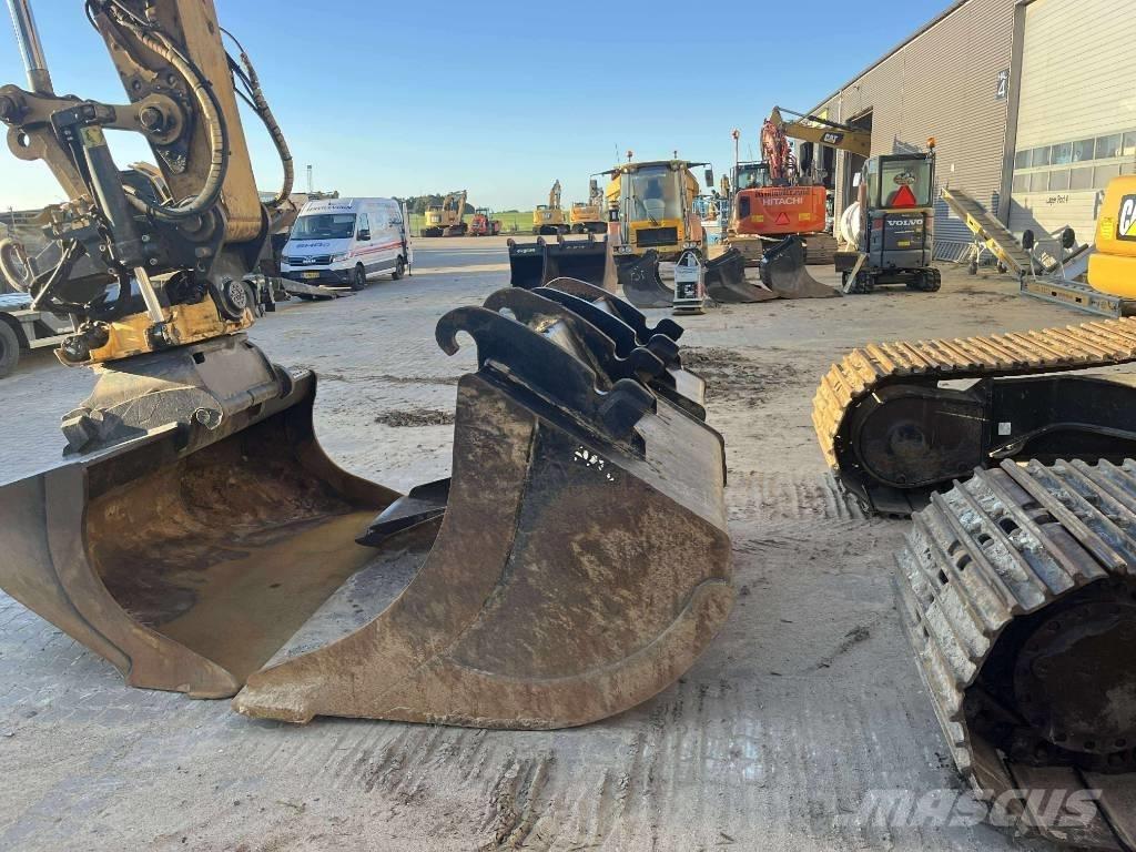 CAT 323 Nextgen Beltegraver