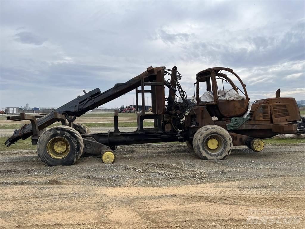 John Deere 1210E Lassbærere