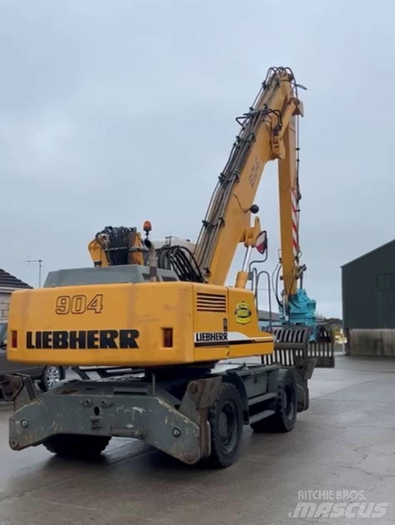 Liebherr A 904 C Gravemaskiner for avfallshåndtering