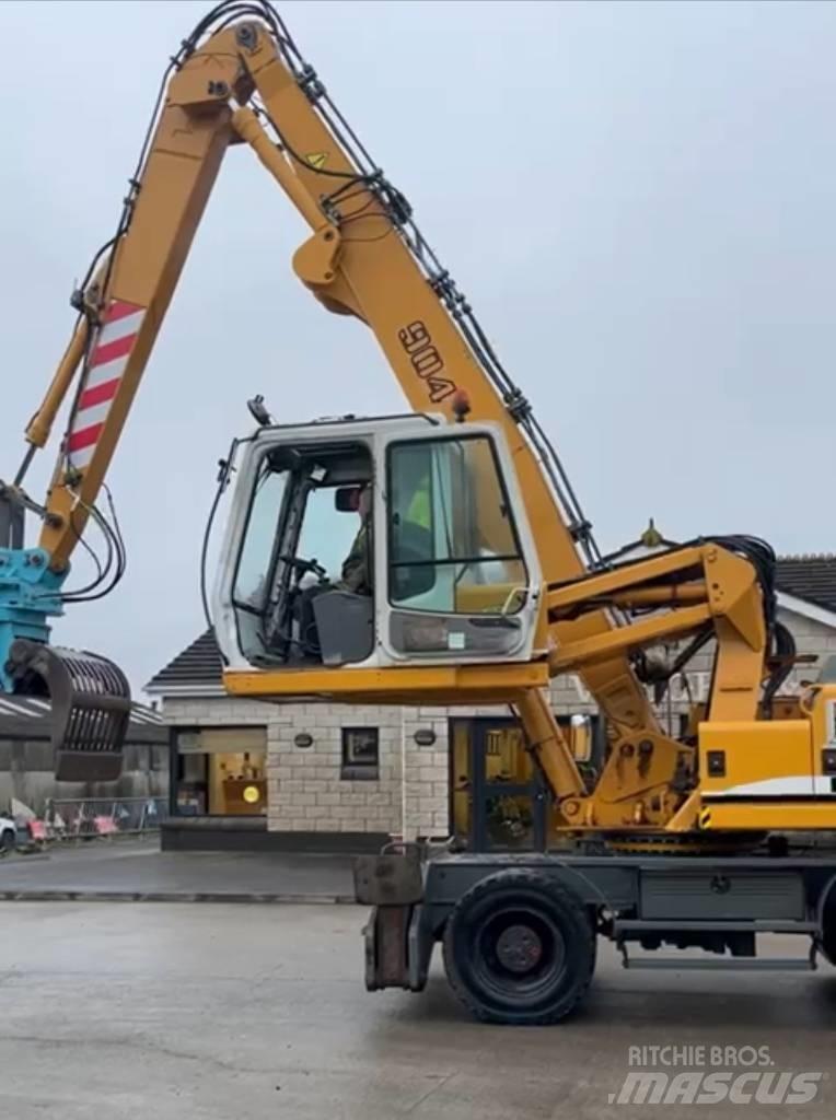 Liebherr A 904 C Gravemaskiner for avfallshåndtering