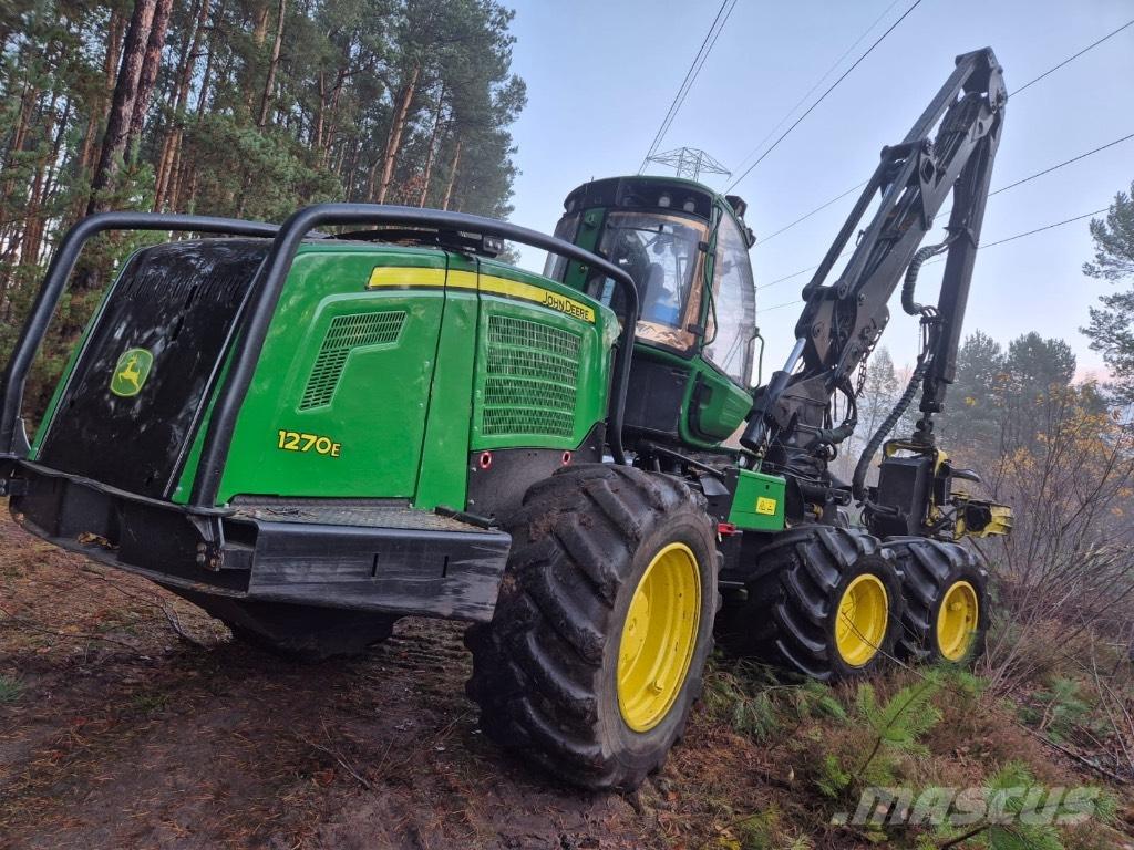 John Deere 1270 E Hogstmaskiner