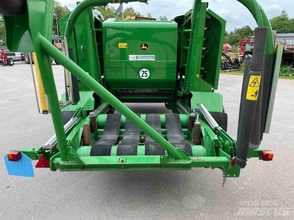 John Deere 744 H Rundballepresser