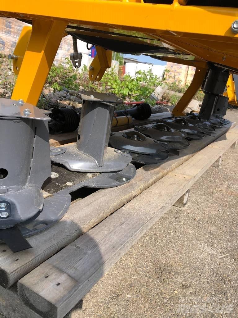 Elho NK3300 F Slåmaskiner
