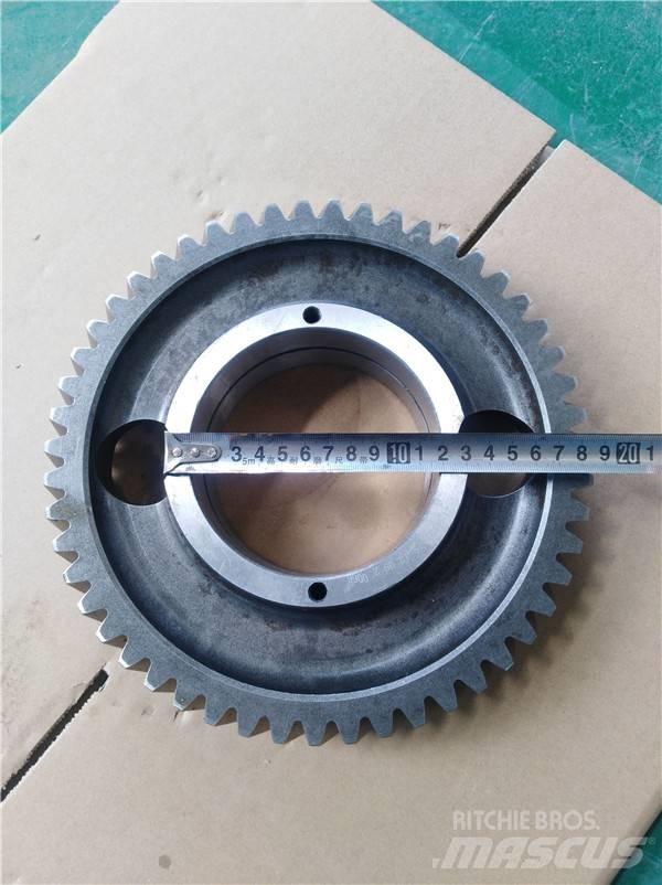 Komatsu D85 gear Girkasse