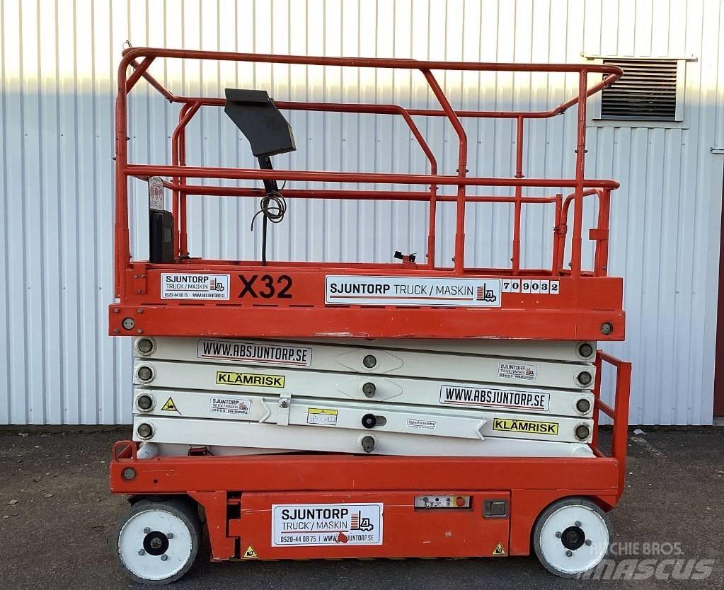 UpRight X32 Sakselifter