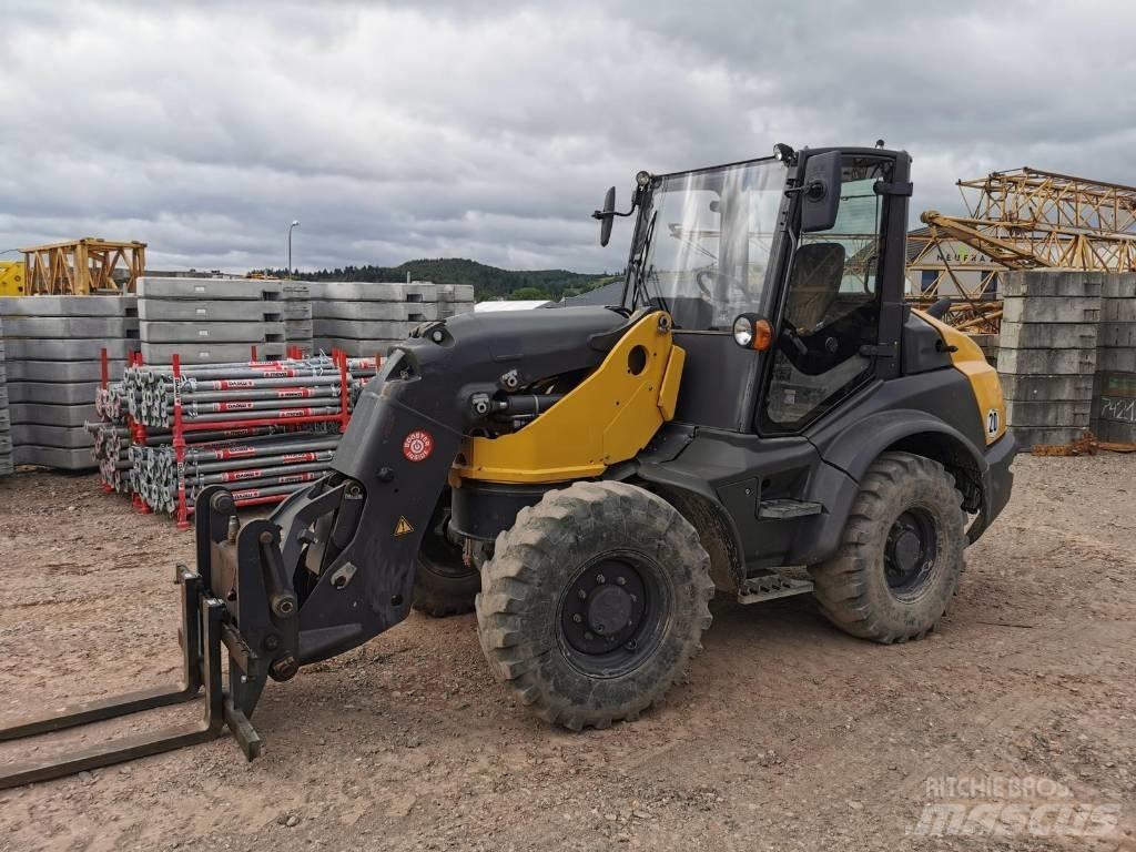 Mecalac AS 700 Hjullastere