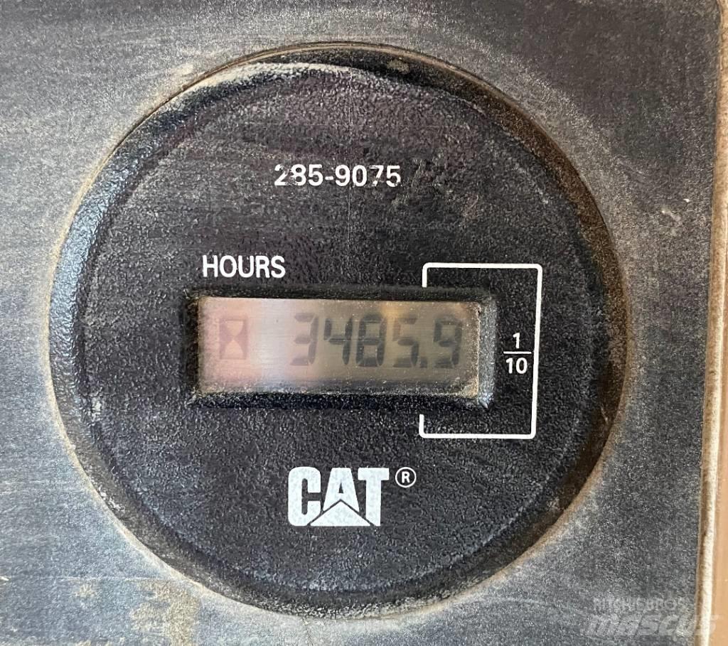 CAT D 11 N Dozere Beltegående