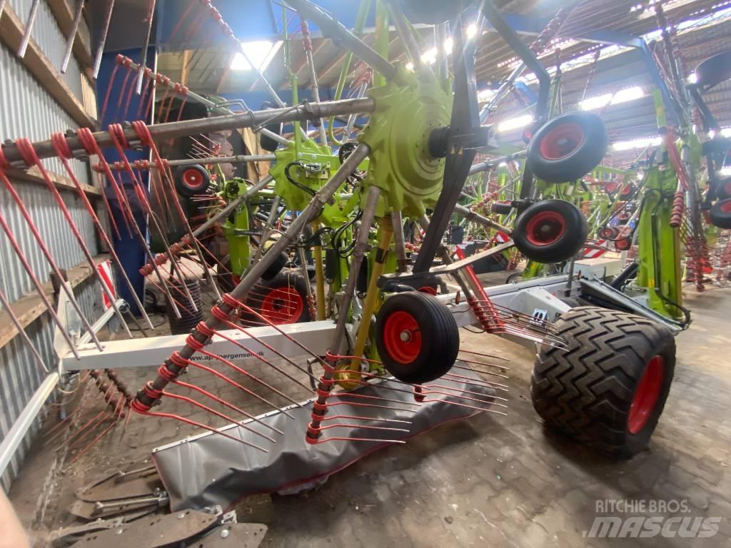 CLAAS Liner 3600 Raker og høyvendere