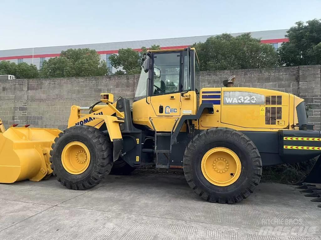 Komatsu WA 320 Hjullastere