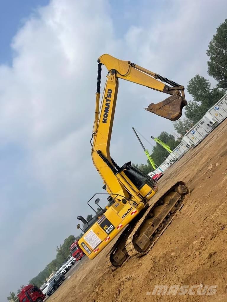 Komatsu pc220-8 Beltegraver
