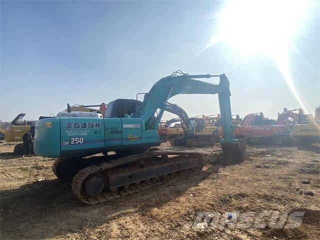 Kobelco SK250-8 Beltegraver