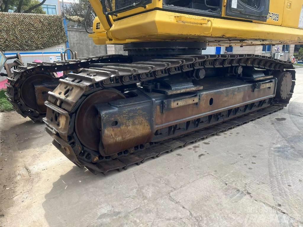Komatsu PC 450-8 Beltegraver