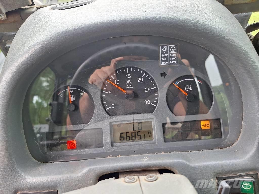 Valtra A 95 Traktorer