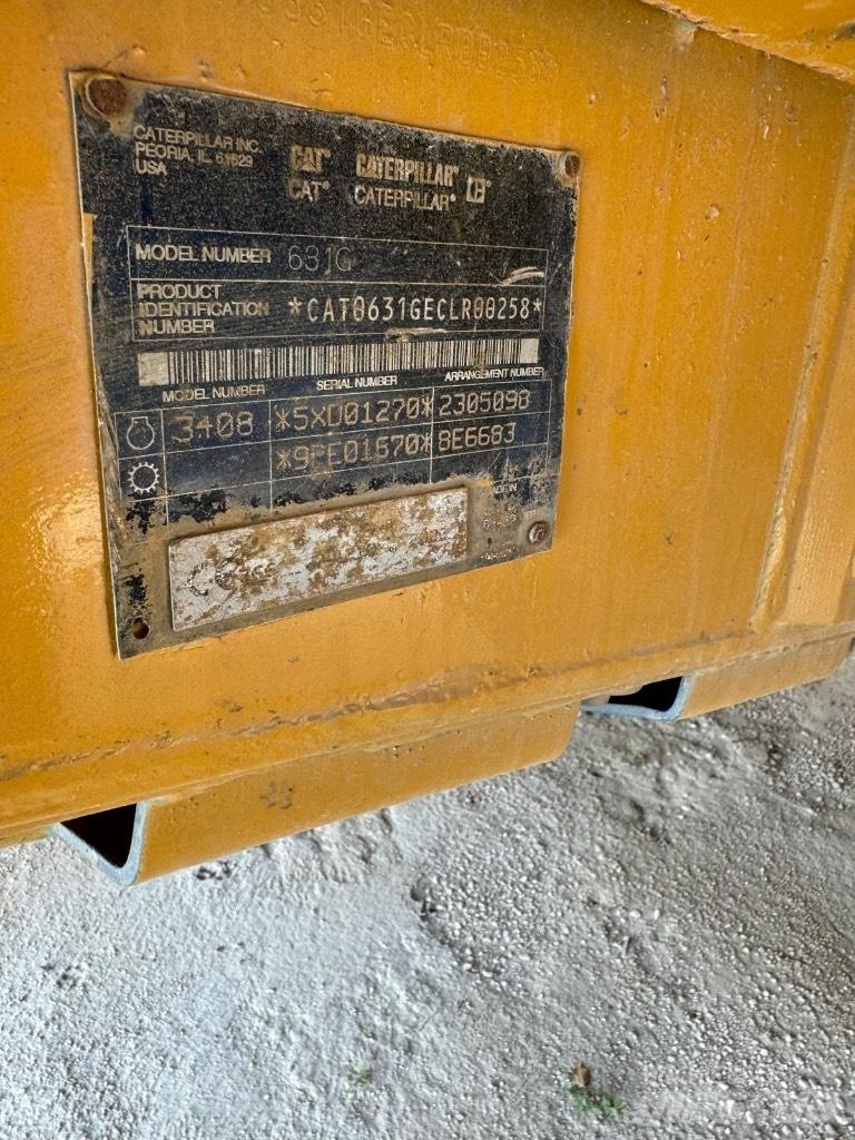 CAT 631 G Veiskrape