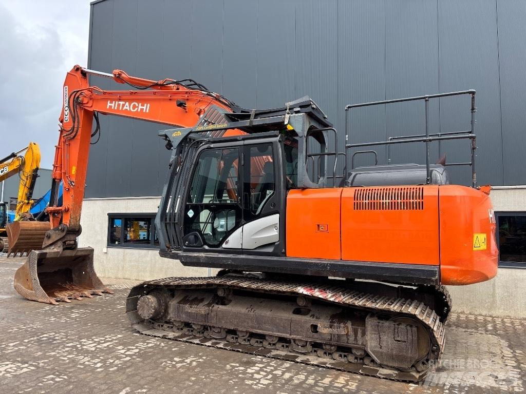 Hitachi ZX 210 LC-6 Beltegraver