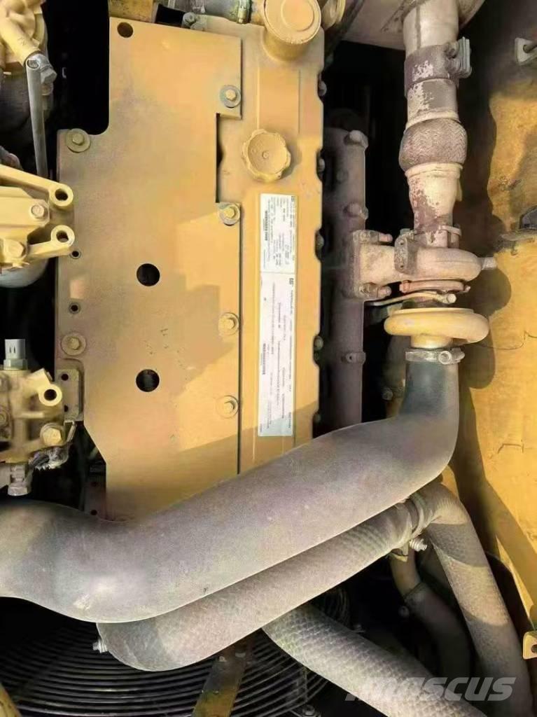 CAT 320 D L Beltegraver