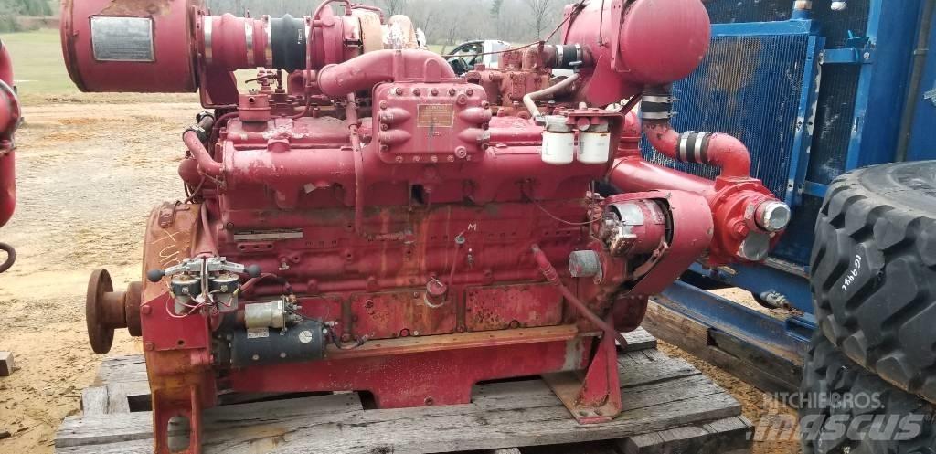 Cummins VT635-F Motorer
