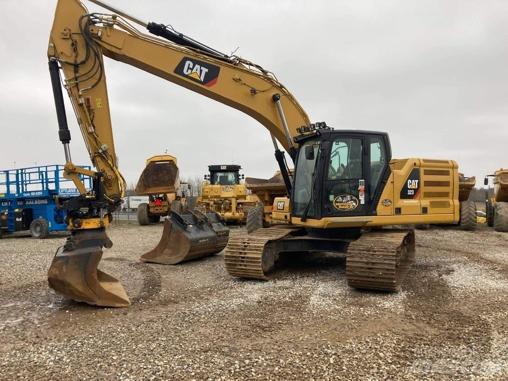 CAT 323 - nextgen Beltegraver