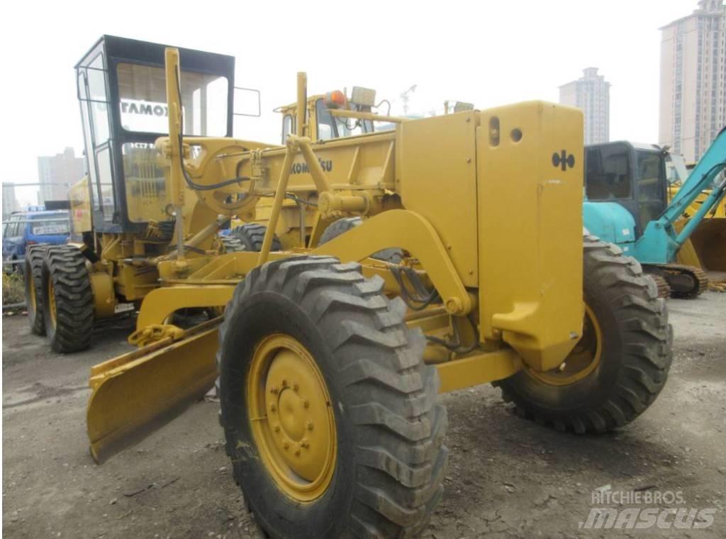 Komatsu GD 623 Veihøvler