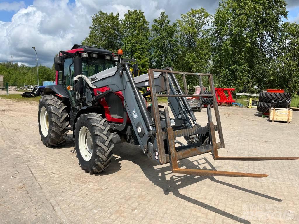 Valtra A 93 Traktorer