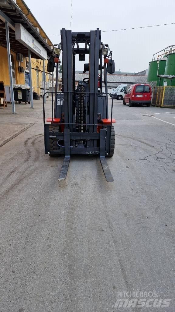 Linde H 25 D Diesel Trucker