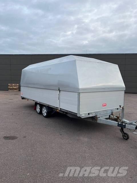 Westbay Adam 15 Skappåbygg
