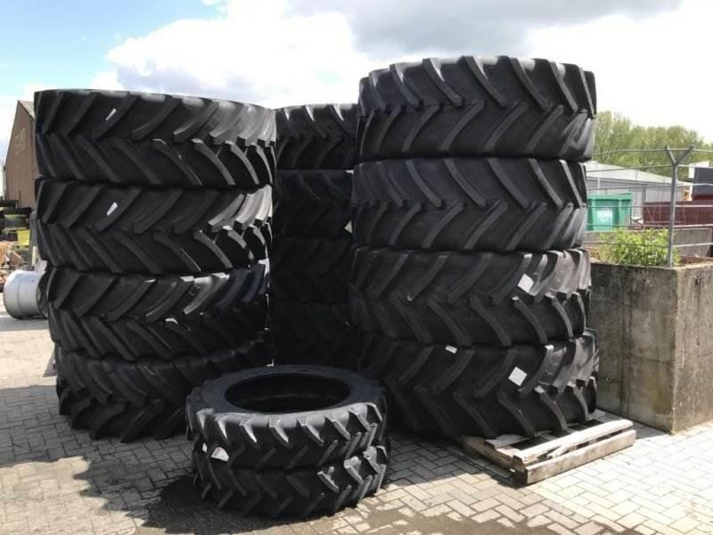 BKT 710/70R38 Dekk, hjul og felger