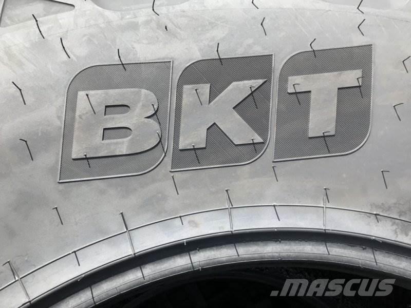 BKT 710/70R38 Dekk, hjul og felger
