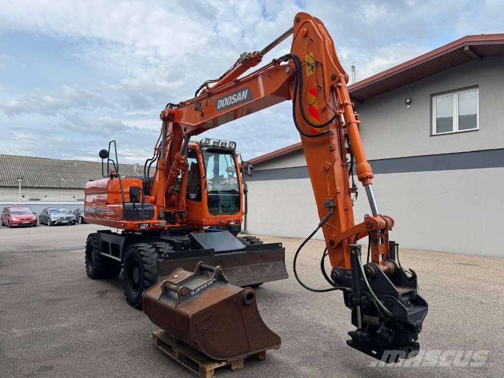 Doosan DX 140 W Hjulgravere