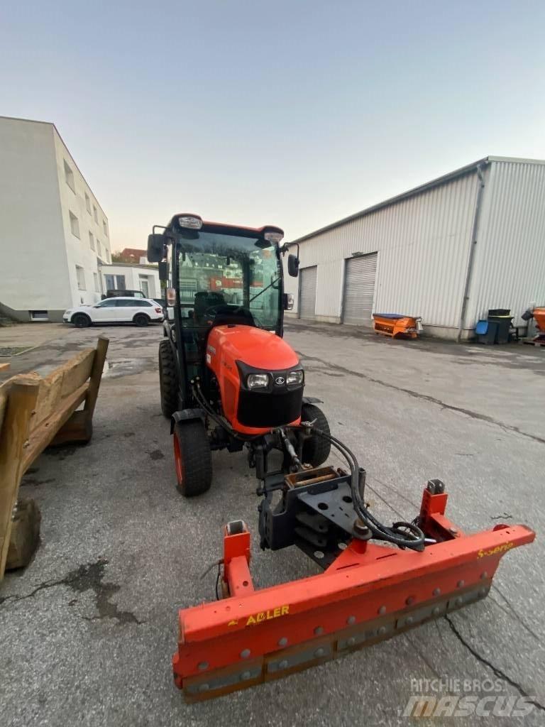 Kubota STW 34 Kompakttraktorer