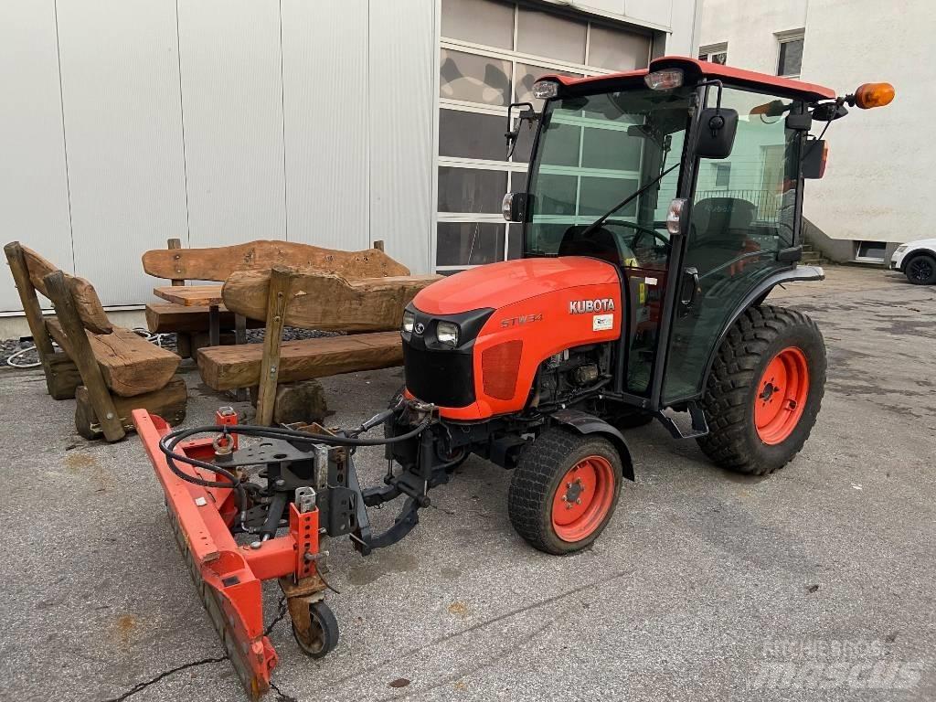 Kubota STW 34 Kompakttraktorer