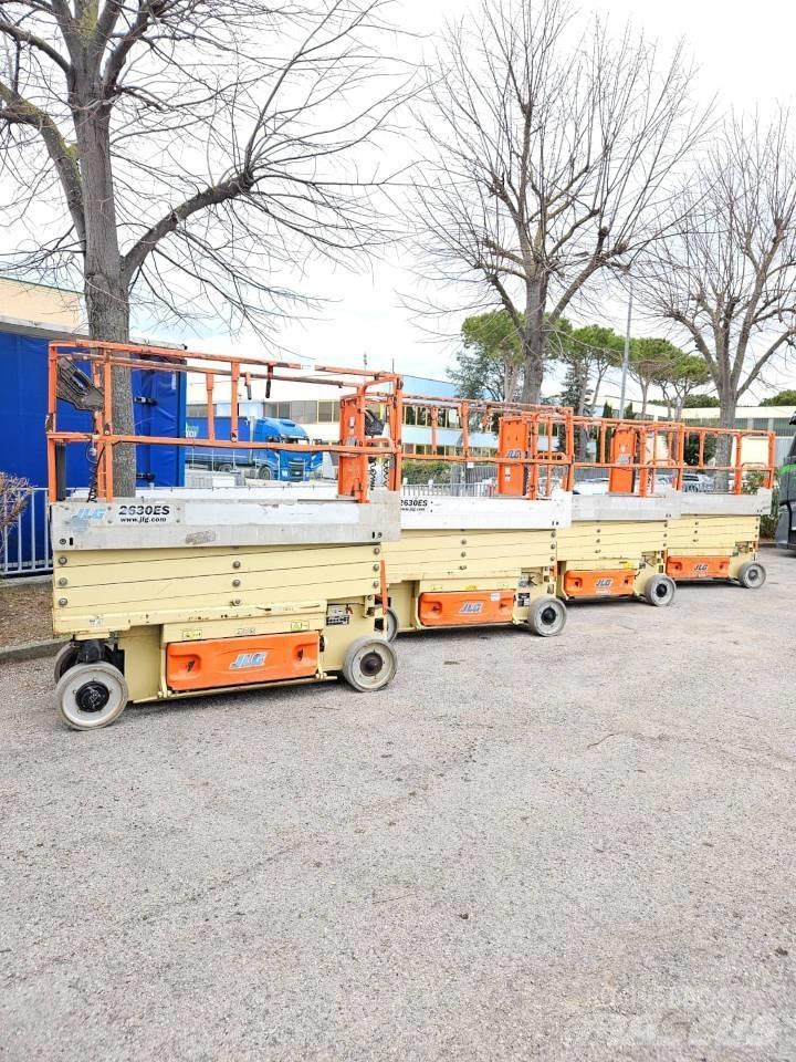 JLG 2630 ES Sakselifter
