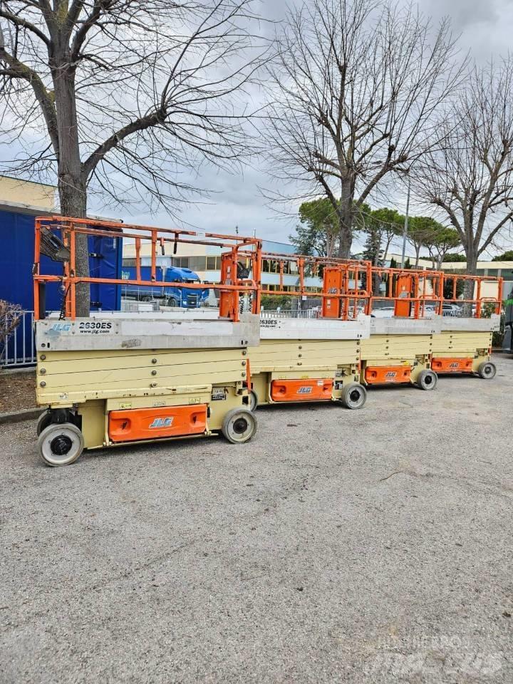 JLG 2630 ES Sakselifter