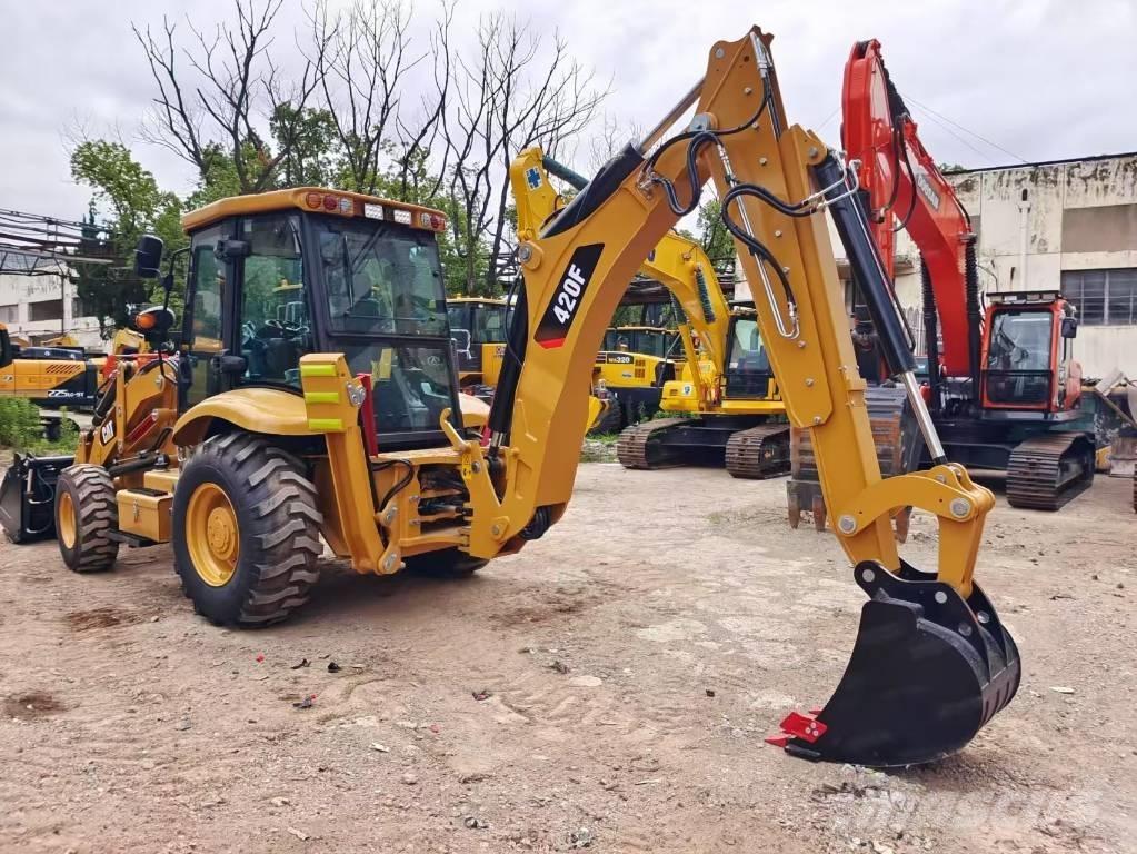 CAT 420 F Traktorgravere