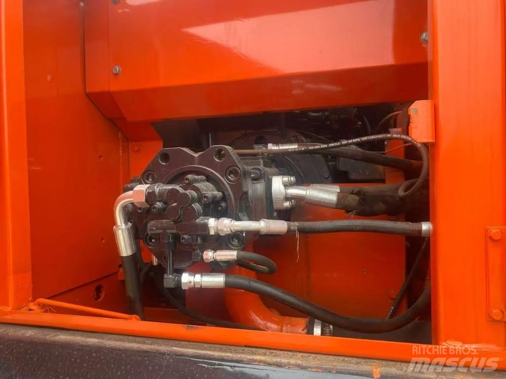 Doosan DX 225 LC Beltegraver