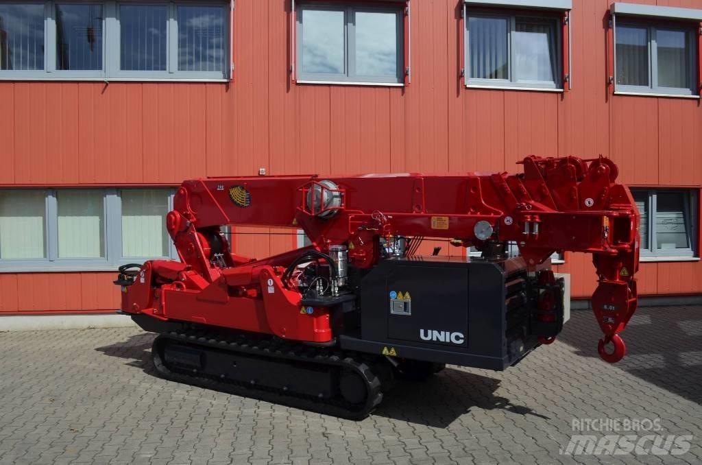 Unic URW-806 Minikraner