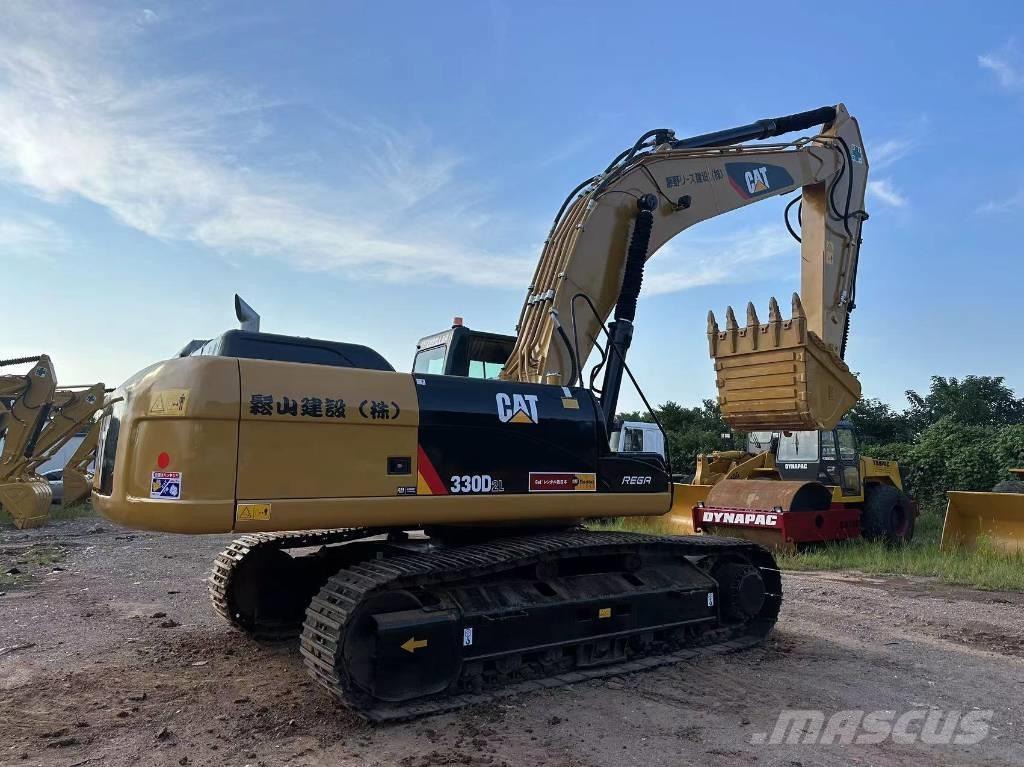 CAT 330D2L Beltegraver
