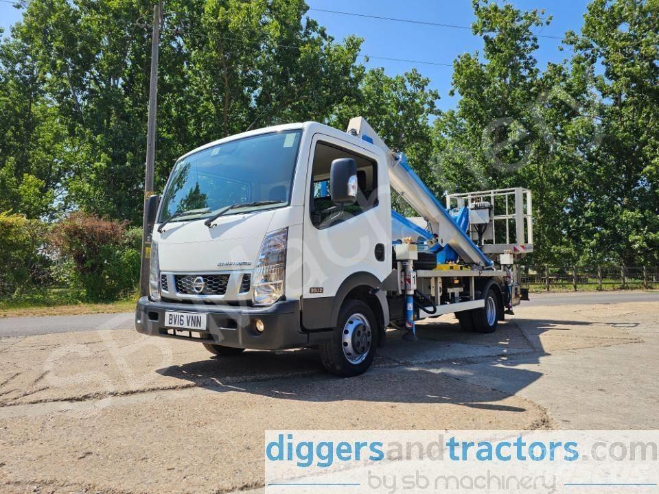 Nissan NT400 Bilmontert lift