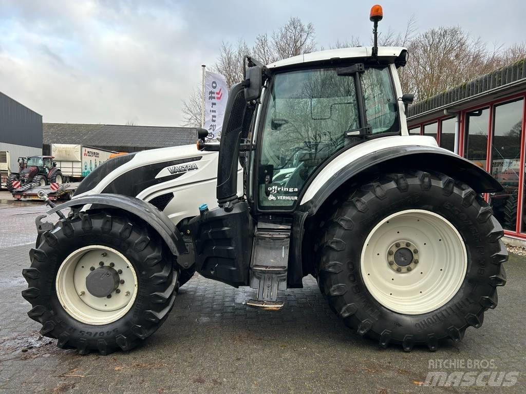 Valtra T154 Active Traktorer