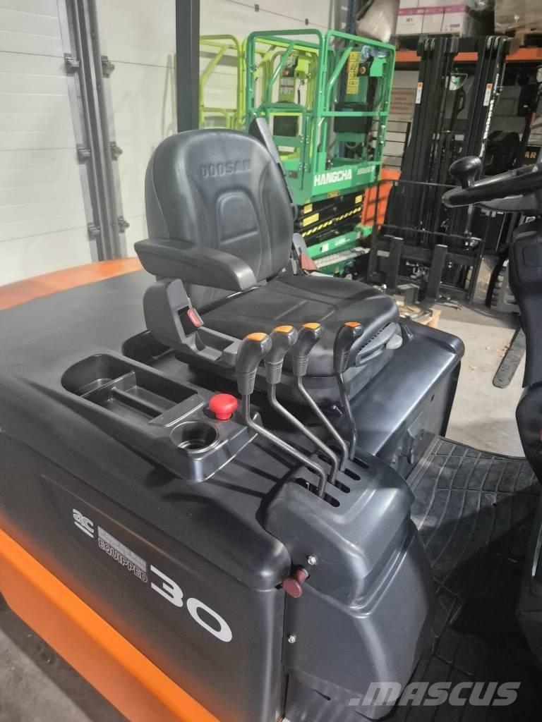 Doosan B 30 X-5 Elektriske trucker