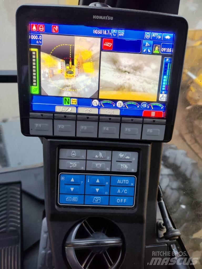 Komatsu PW180-11 Hjulgravere