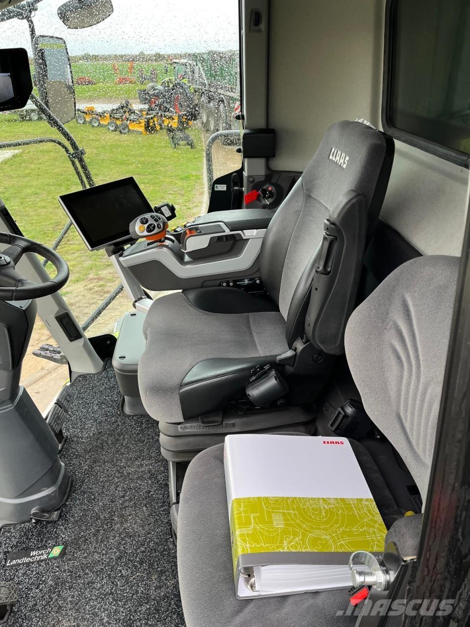 CLAAS Lexion 5300 Skurtreskere