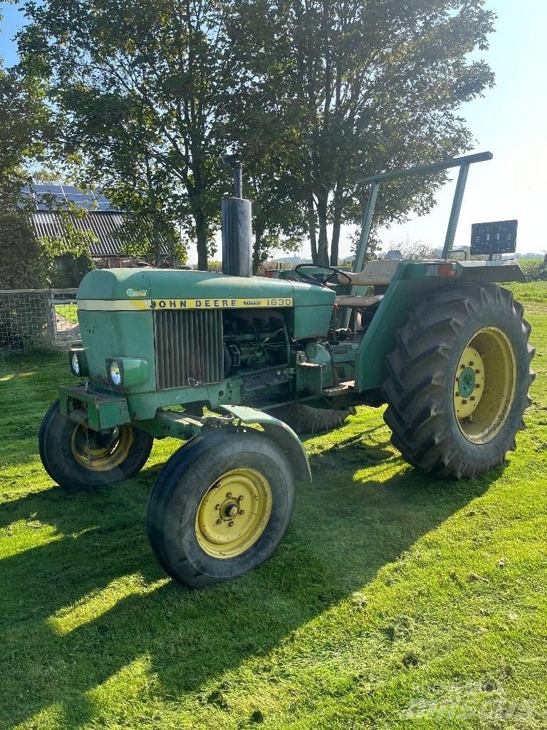 John Deere 1630 Traktorer