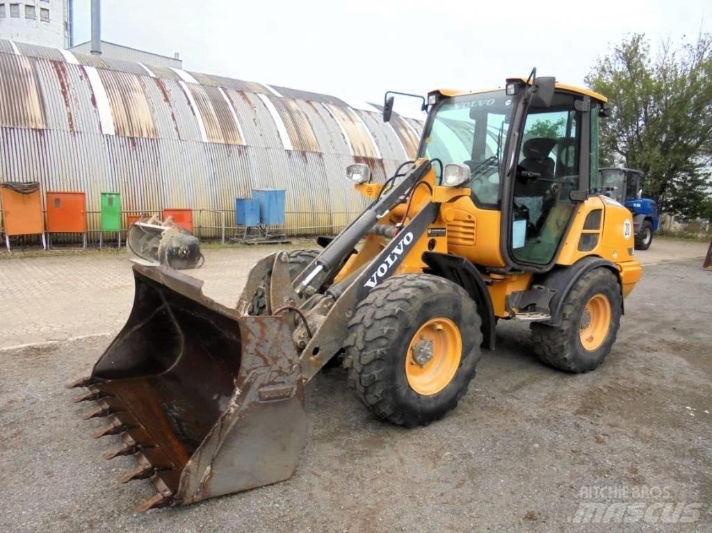 Volvo L 25 F Hjullastere