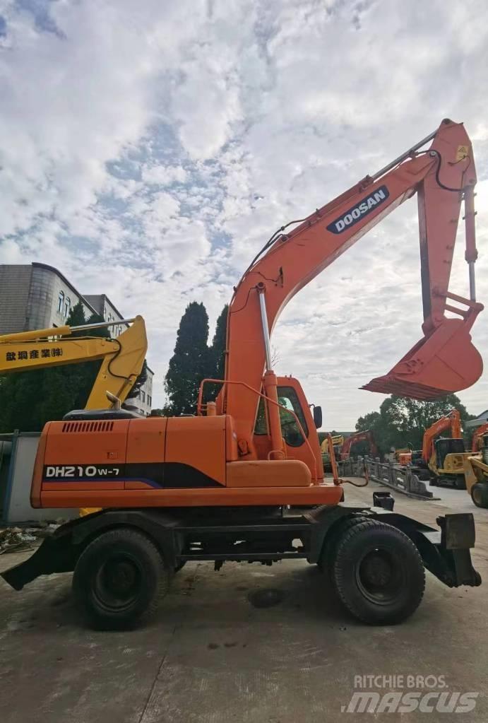 Doosan DH 210 W-7 Hjulgravere