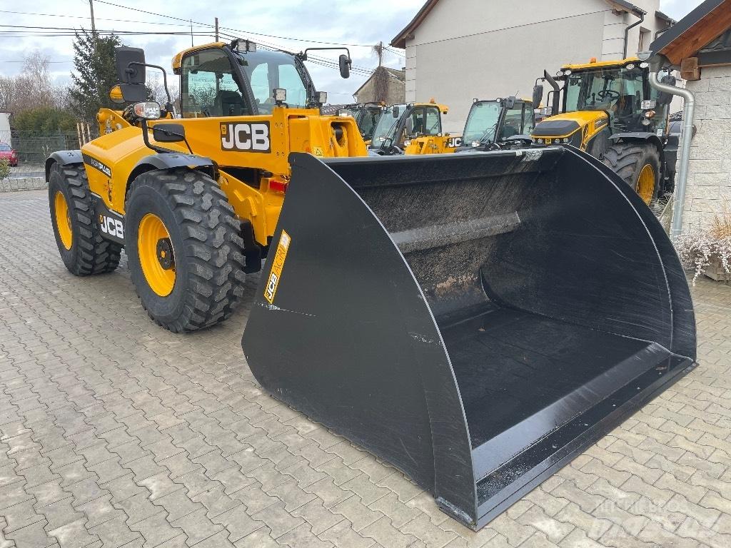 JCB 560-80 AGRI PLUS Teleskoplastere