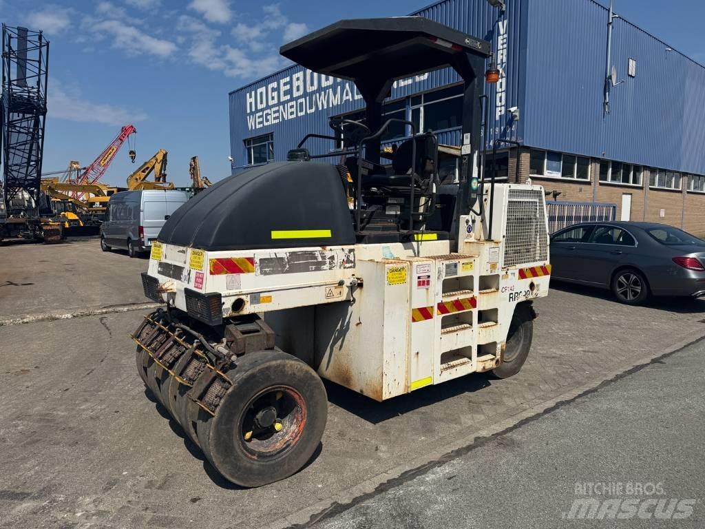 Dynapac CP 142 Gummihjulsvalser
