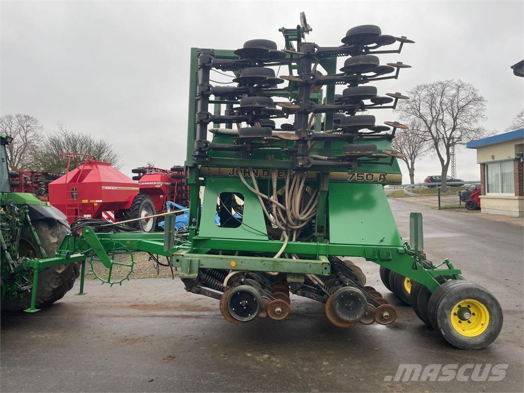 John Deere 750A 6m Presisjonssåmaskiner